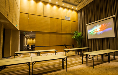 抓住稍纵即逝的商机 Vivitek(丽讯)酒店工程投影轻松搞定夏季商务会议