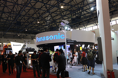 松下4K激光投影机PT-SRQ32KC亮相BIRTV2017