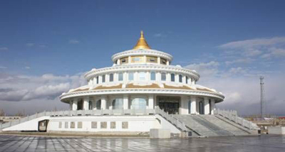 赢康完成江格尔宫360°环幕投影