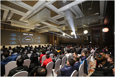 跨界融合！鸿合联手小鱼“跃入”新蓝海