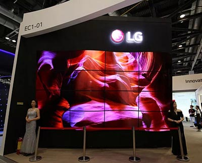 LG创新科技在IFC2018展示商显新元素！