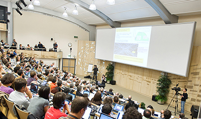 投影机选型指南：3LCD、1DLP、3DLP的优劣势分析