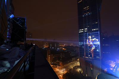 户外投影广告，给品牌宣传架设新视角！