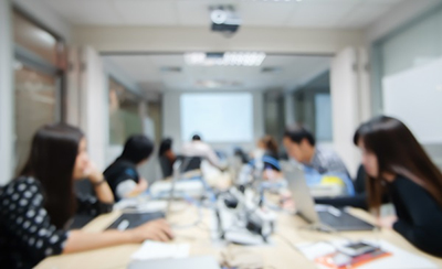 空间小，屏要大，这可怎么办？