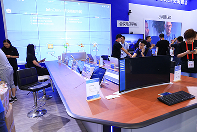 PHILIPS商显精彩亮相北京InfoComm China 2019