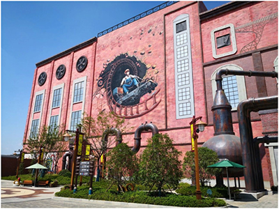 实景包装+3D观影+室内过山车,《工厂历险》朋克感爆棚!