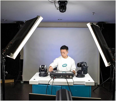 如何打造高职院校特色电商直播实训室？