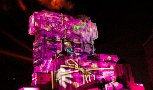 如何用大型显示系统帮助零售商重塑商业空间？