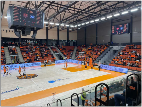 Karhubasket凭借配备全新Kramer系统的多功能体育馆取得重大胜利