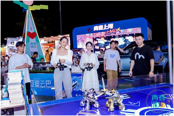 2023年世界青年发展论坛在深圳举办，洲明光显亮相这一“集市”